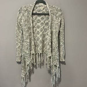 Girl’s Sweater Wrap